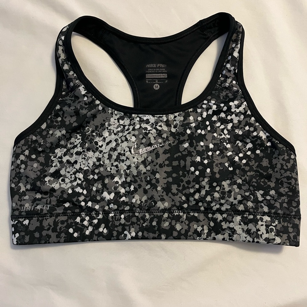 Nike Pro Sports Bra